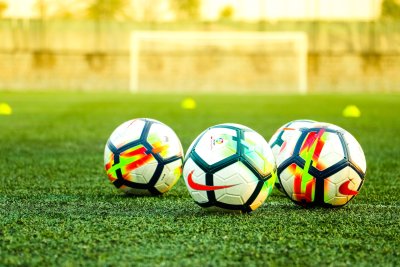 De mooiste voetbalcadeaus om te geven